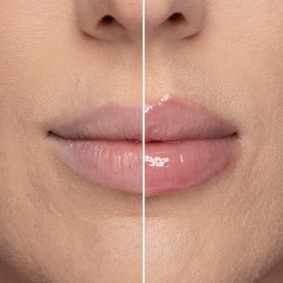 Too Faced CLEAR Lip Injection Plump Extreme Gloss - Picture 2 of 2